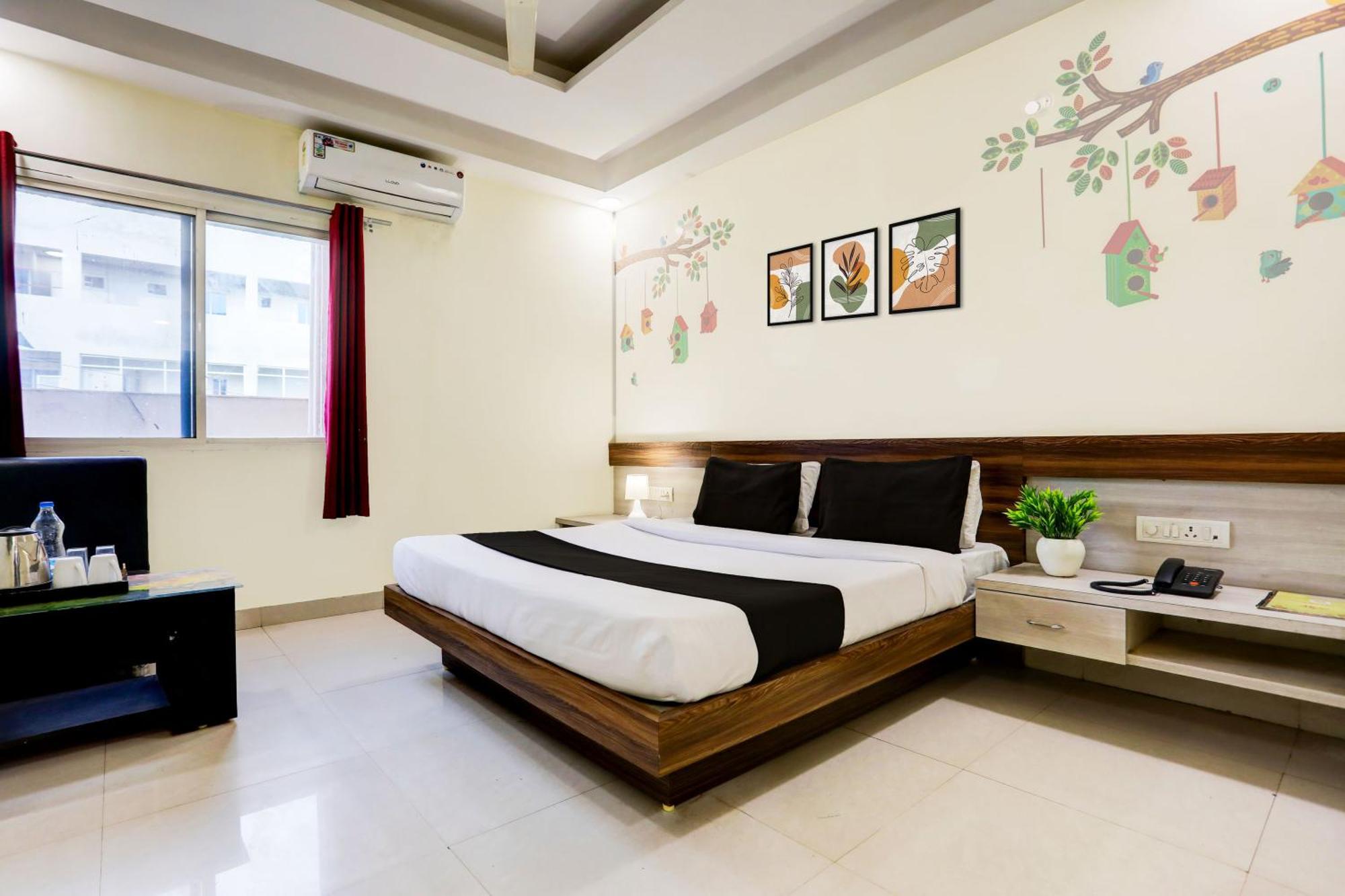 Super Townhouse Hoshangabad Road Near Aashima Mall Samarda Kaliasot Exterior photo